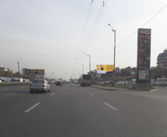 Щит 6x3,  ул. Б.Окружная / "ТИСА"/ авт-н "SKODA" возле АЗС "БРСМ" в напр. Одесской пл.