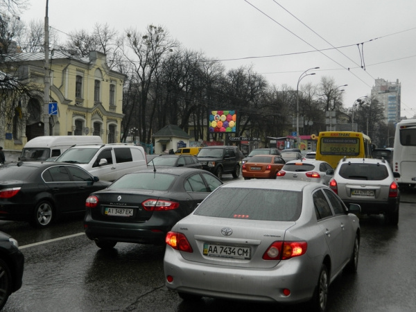 Скролл 3.14x2.3,  ул. В. Черновола, 28/1 - "Охматдет" в напр. ул. Ю. Ильенко (Артема)