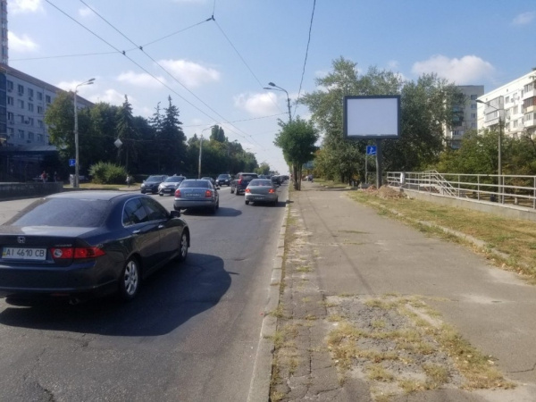 Скролл 3.14x2.3,  просп. Голосеевский, 120 / ул. Героев Обороны, в напр. Одесской пл.